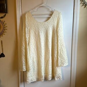 Double zero lace dress with bell sleeves